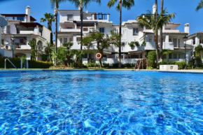 Гостиница Apartamentos y casas SERINAMAR- Banús, Marbella  Марбелья